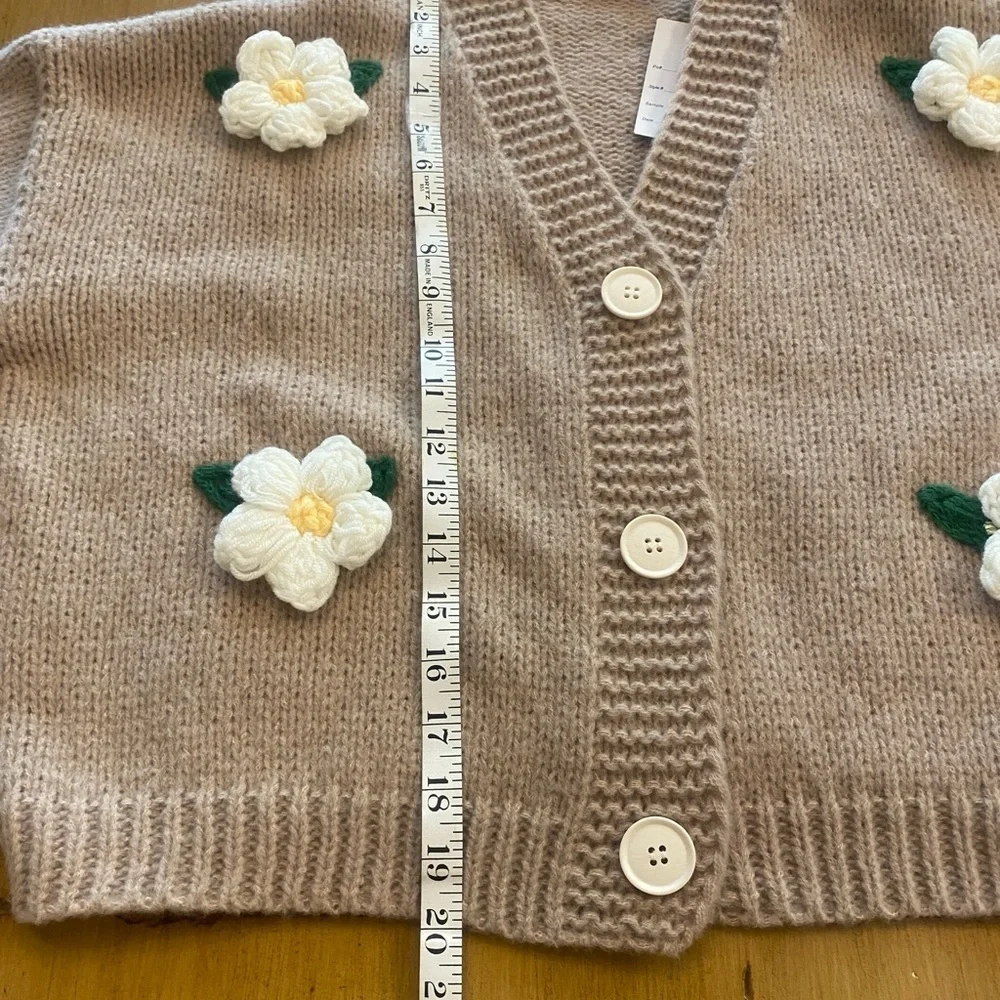 Women’s Knit Cardigan Cottagecore Crochet Flowers Oversized New M-XL - Picture 7 of 11